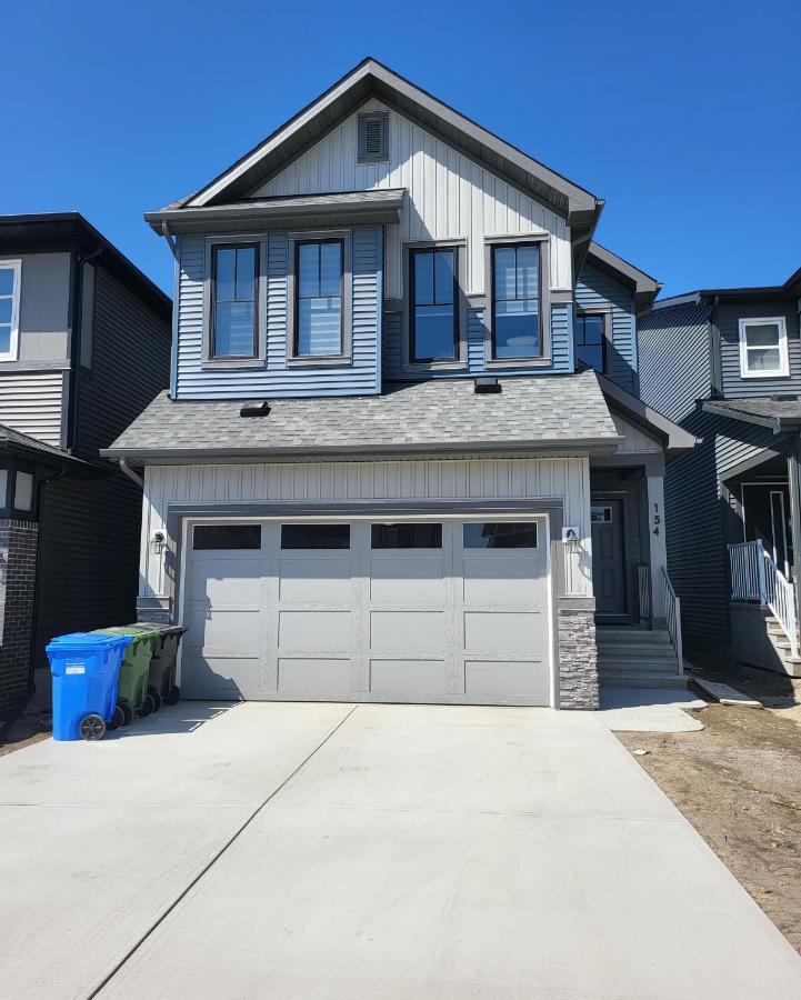 Luxury Suite In Calgary Nw Exterior foto